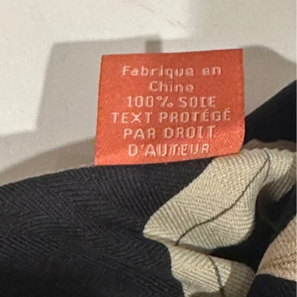 TOMMY BAHAMA Mens Hawaiian Shirt 100% Silk Short Sleeve Tropical Floral Size XXL - Picture 7 of 13